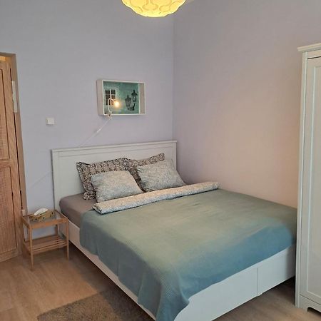 Romantic Apartment In The Historic Center Прага Екстер'єр фото